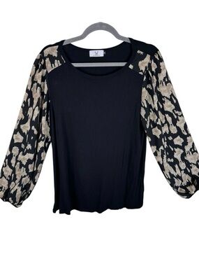 Homebody Black Leopard Print Long Balloon Sleeve Stretchy Pullover Blouse Size M